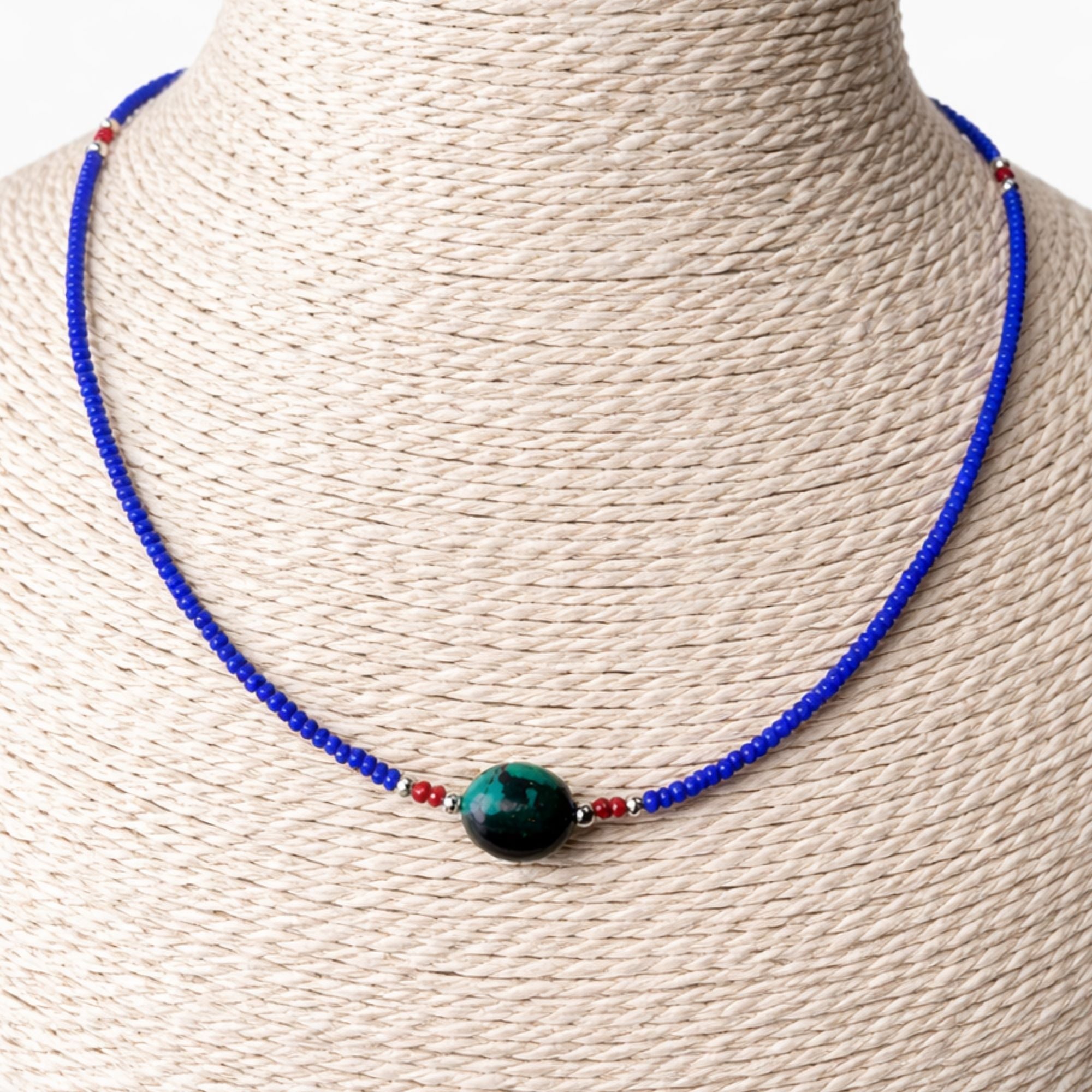 Colgante fino de lapislázuli y turquesa de Nepal - collar (42 cm)