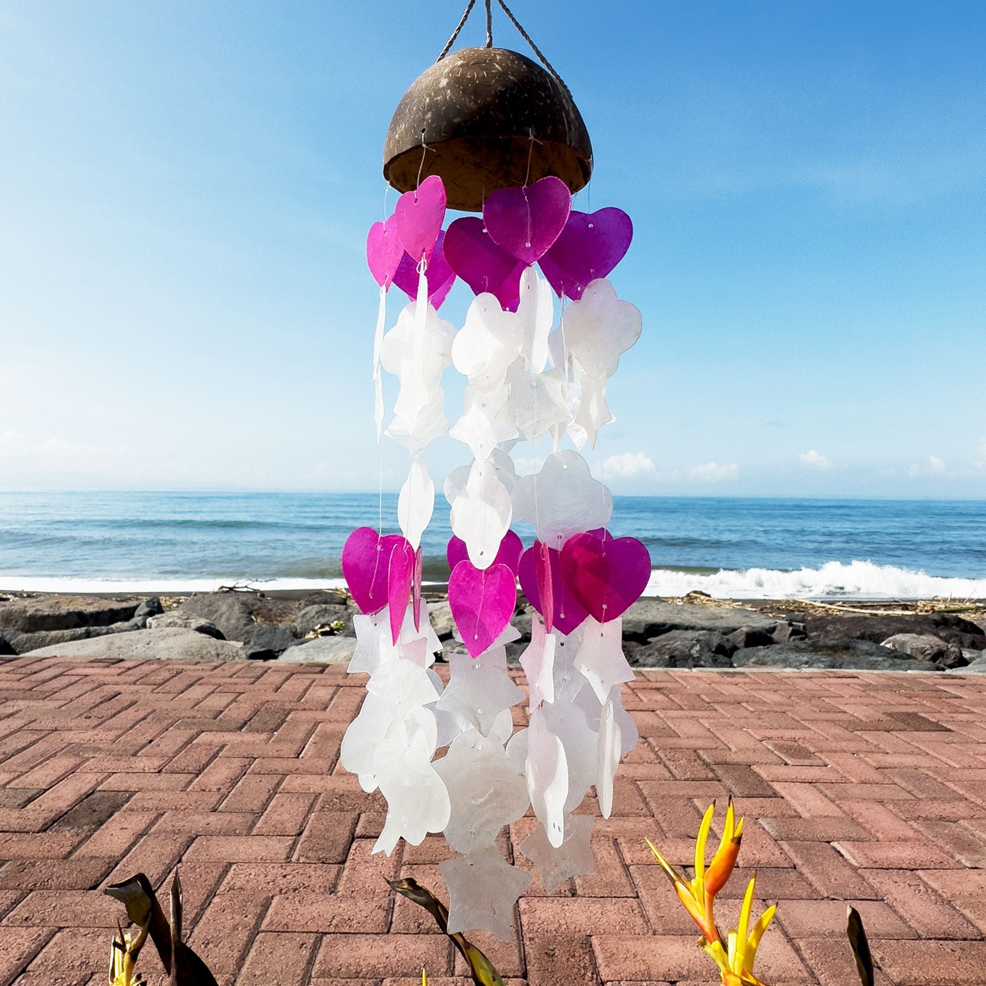 Campanas de viento de coco y capiz - Formas mixtas en rosa y blanco - 35 cm