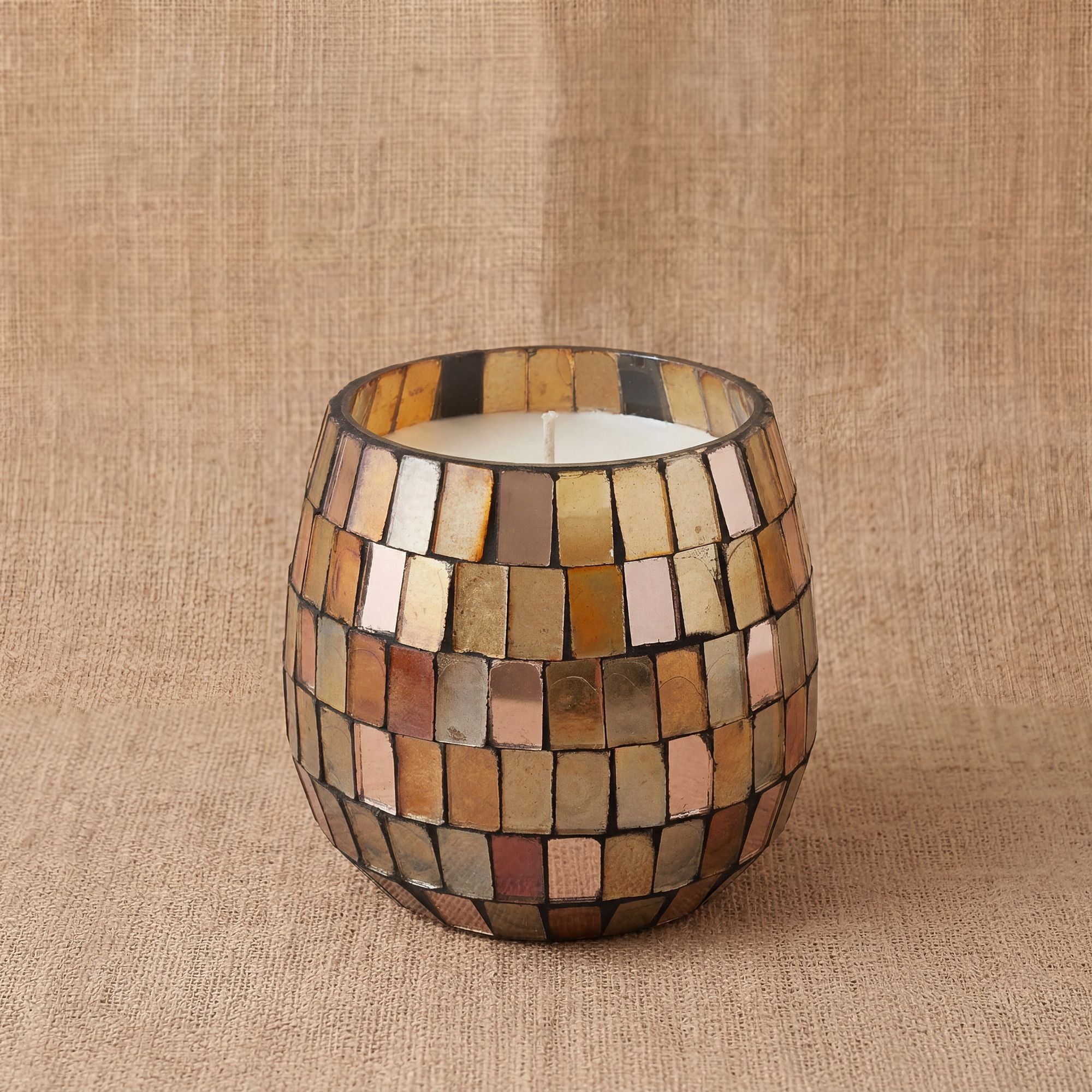 Velas en frascos de vidrio pequeños - Mosaico ámbar
