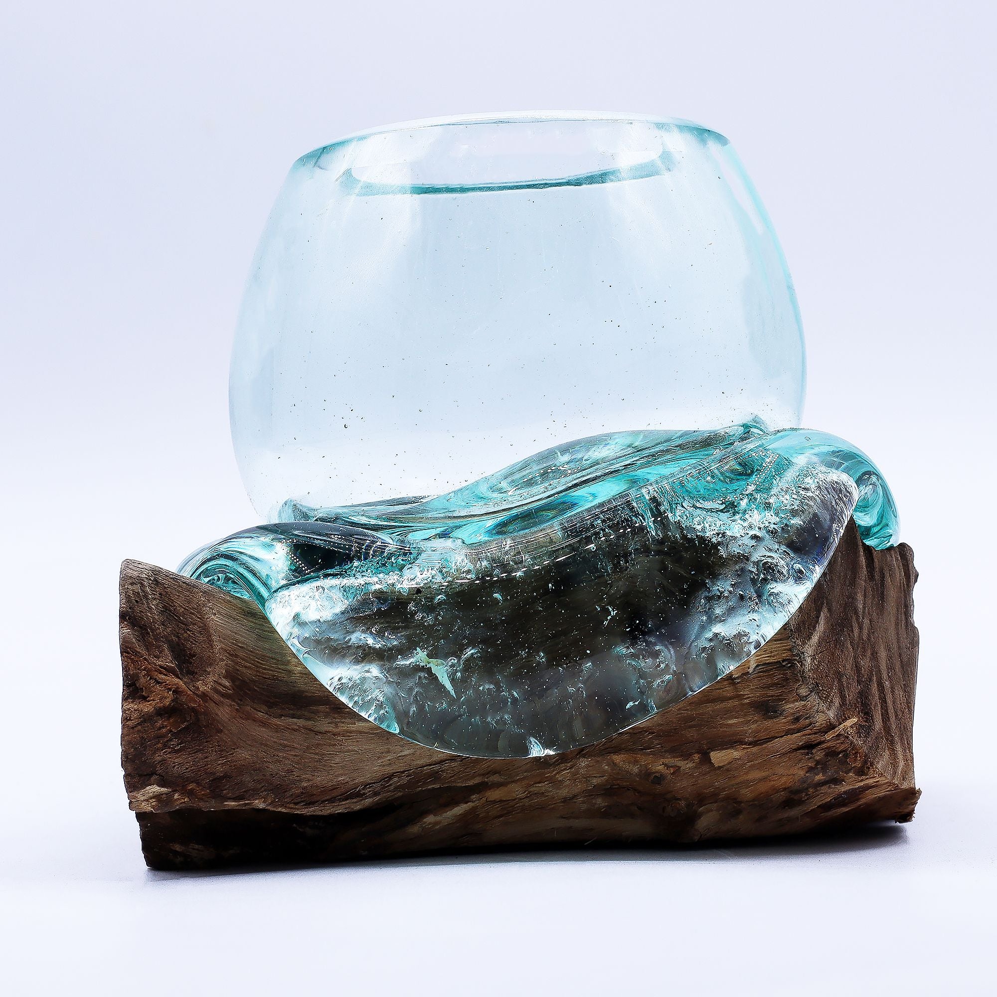Pecera miniatura de vidrio fundido sobre madera, 20 cm