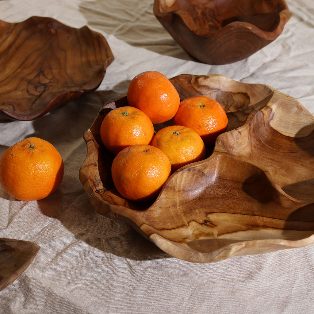 Frutero redondo liso de madera de teca de tres secciones - 30x5.5cm