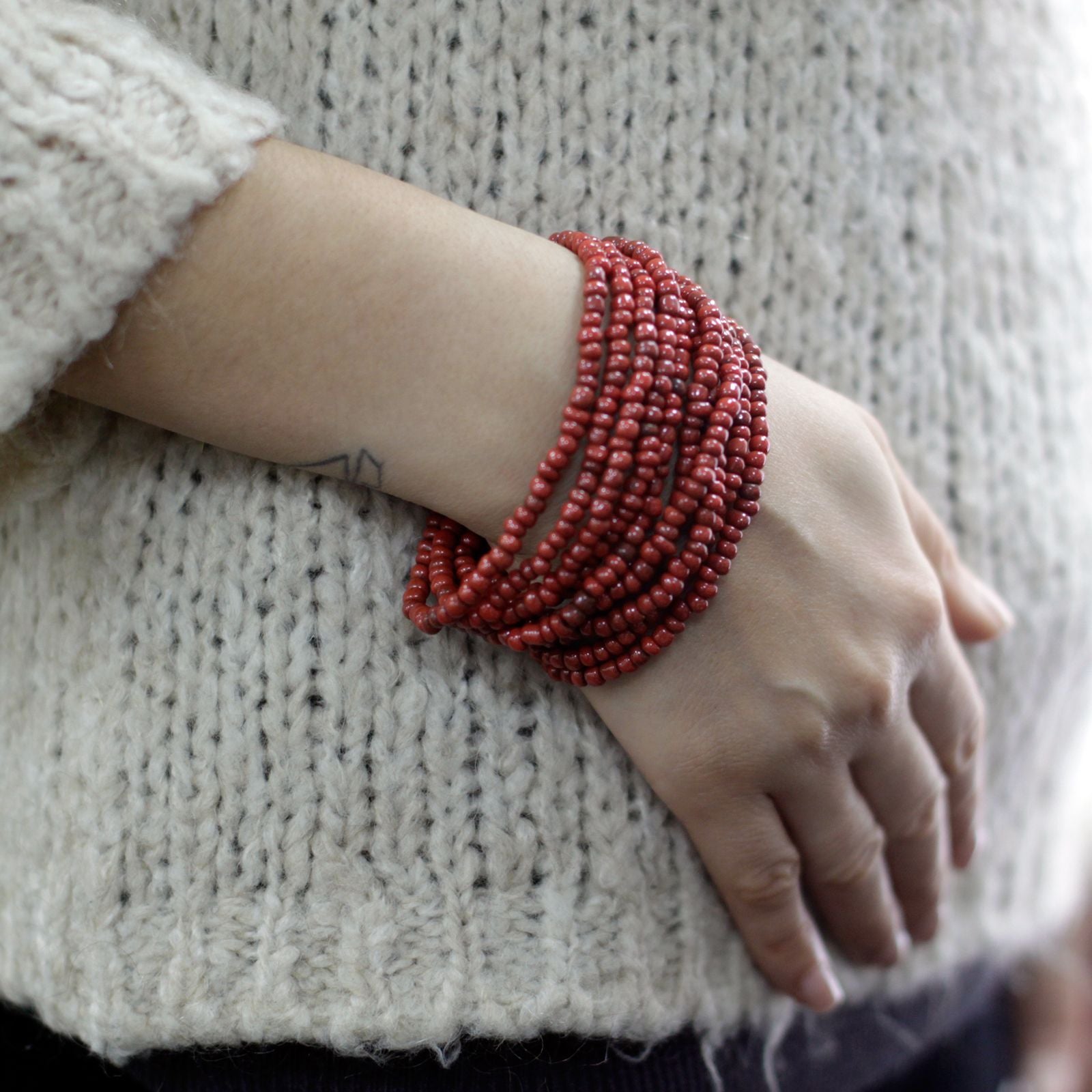 Brazalete de cuentas múltiples con cierre de madera - Surtido de colores