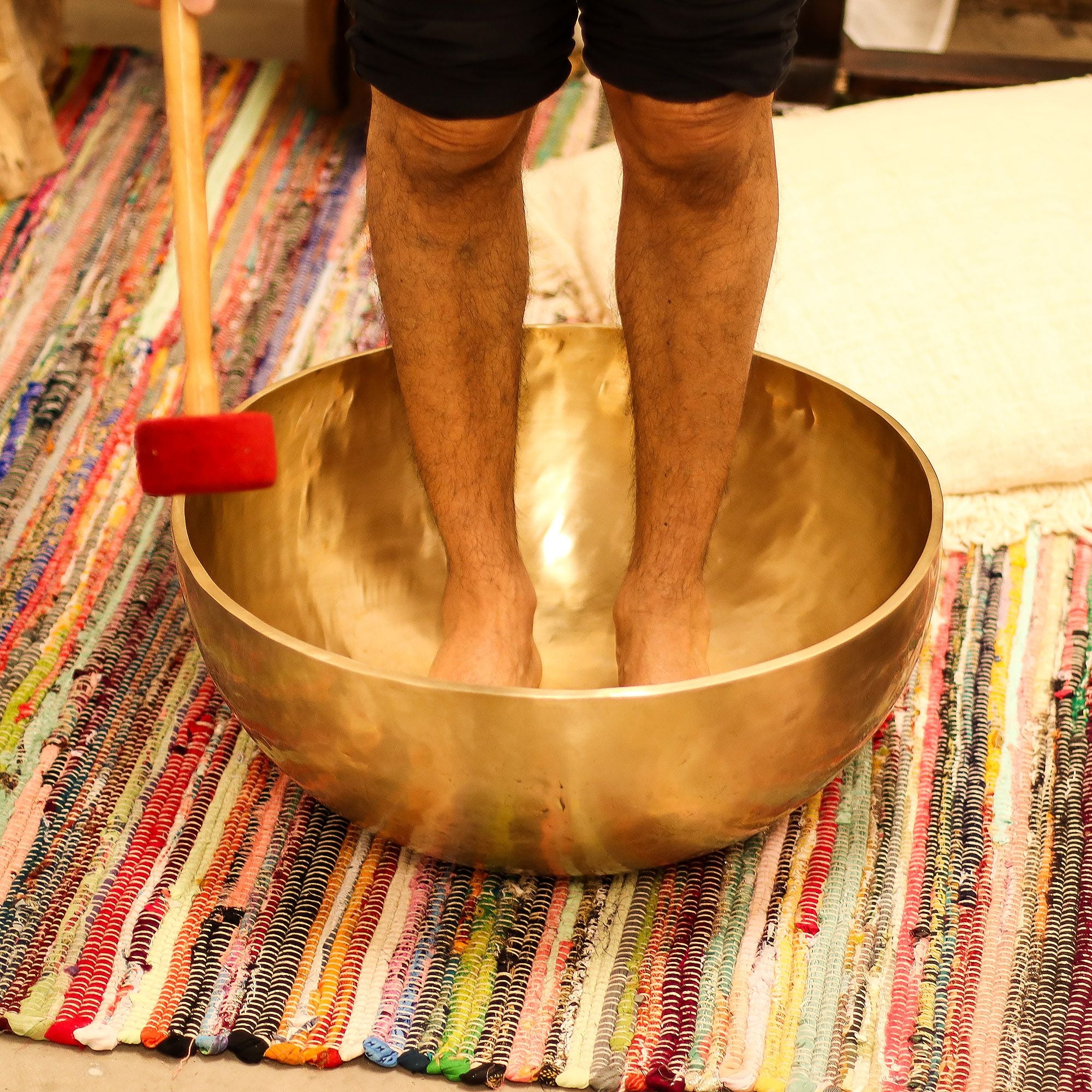 Enorme Cuenco Liso Vibracional con Patas - 50x20 cm - 10,7 kg
