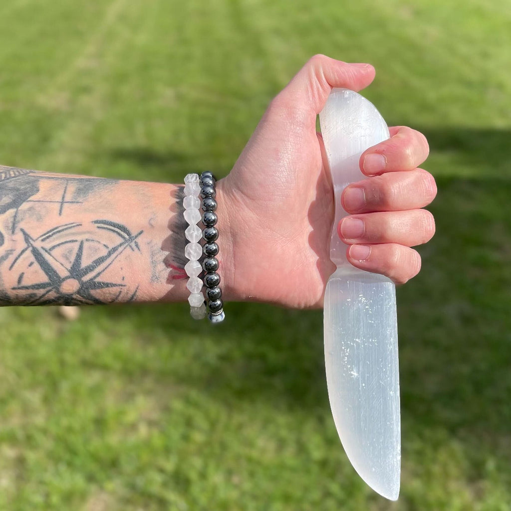 Cuchillo ritual de Selenita - Clasico