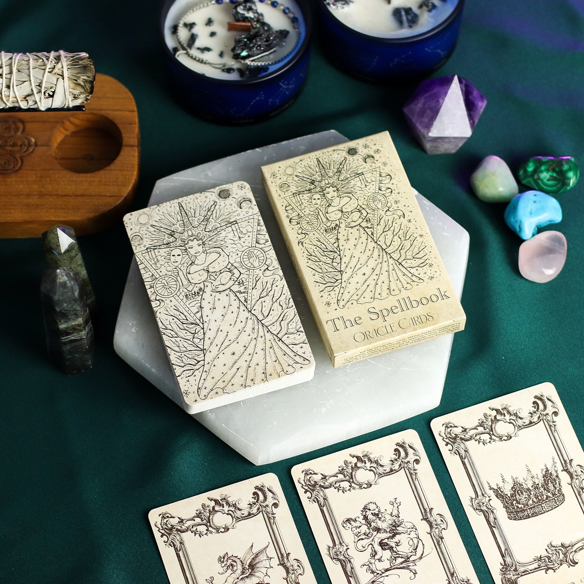 Las cartas oráculo del libro de hechizos - mazo de brujería