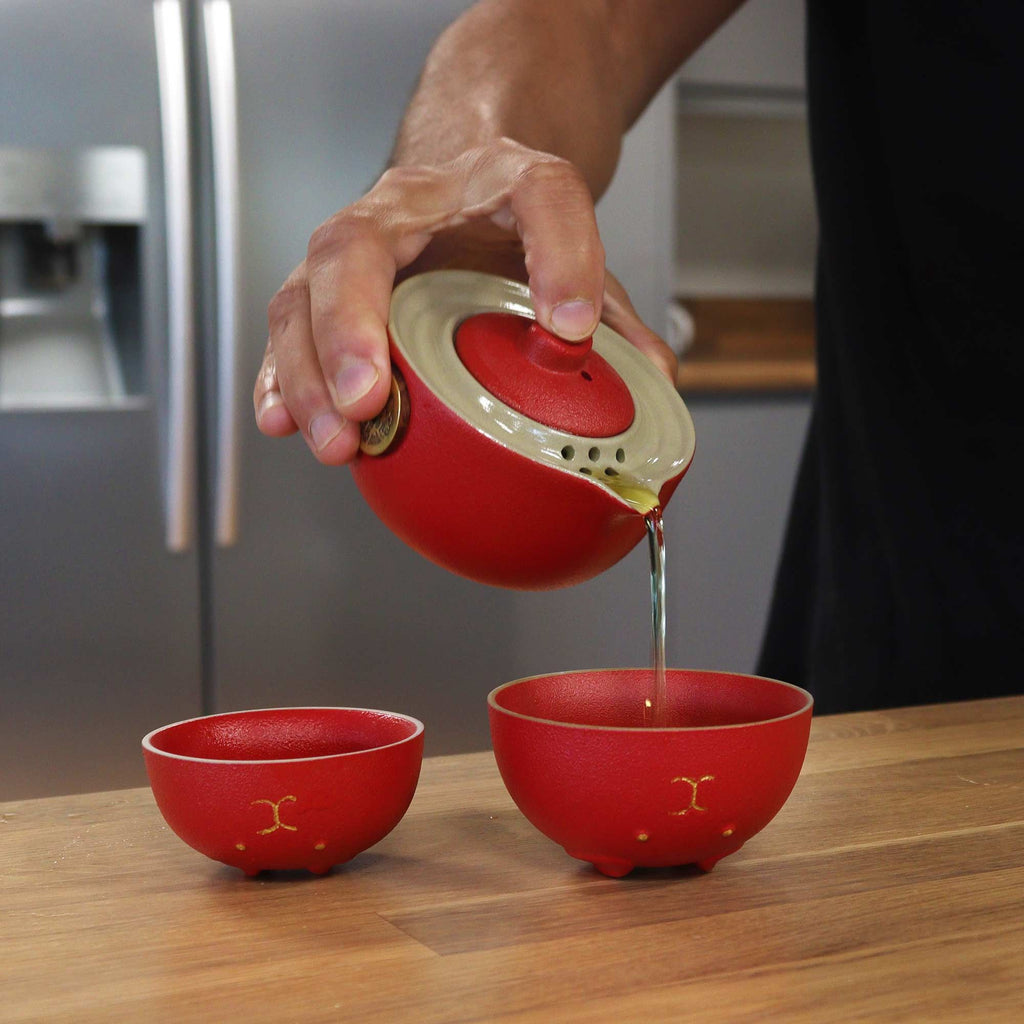 Set de tetera - Gato del Dinero - Dos tazas & Estuche de viaje - Rojo