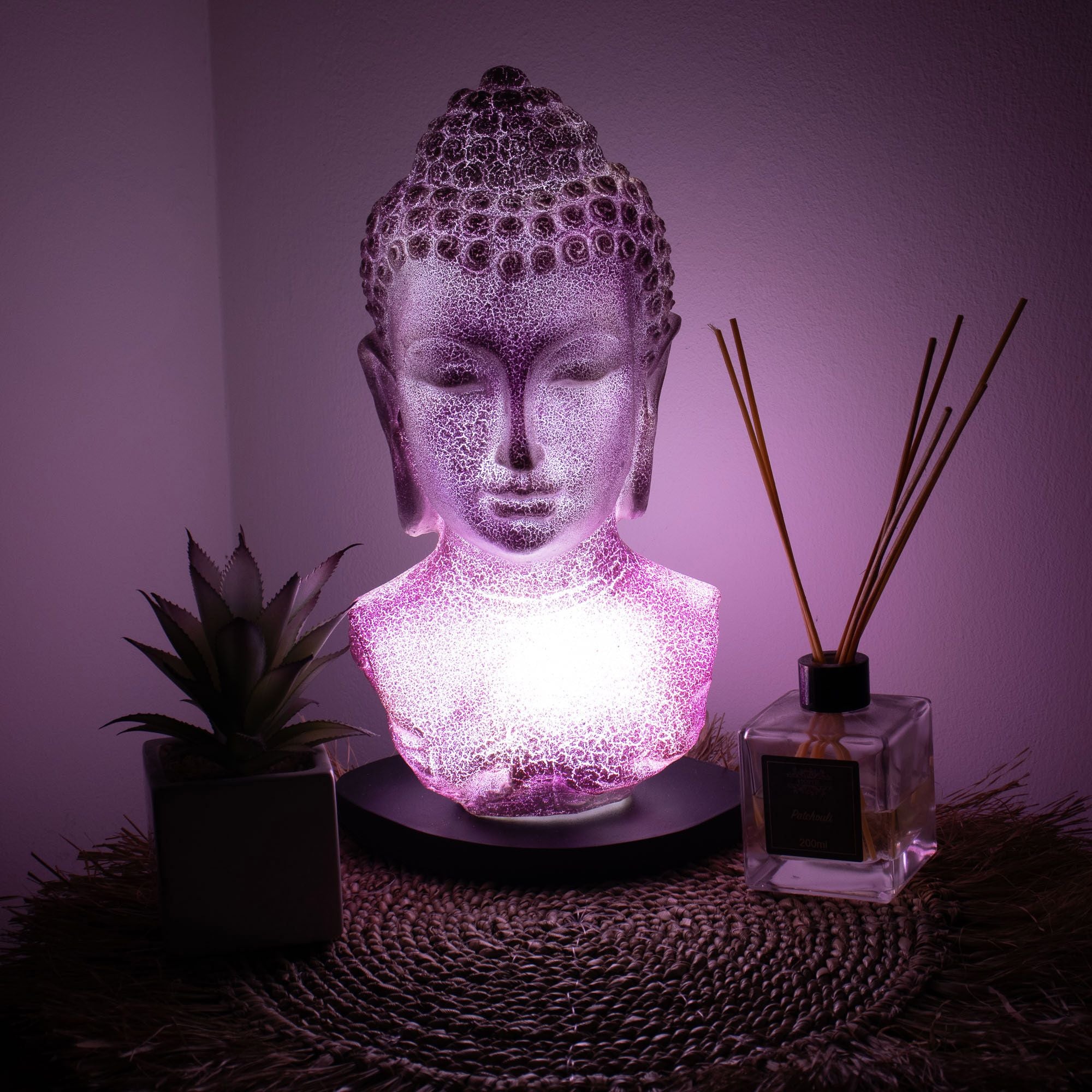 Lámpara con busto de Buda, acabado lavanda craquelado - soporte oval
