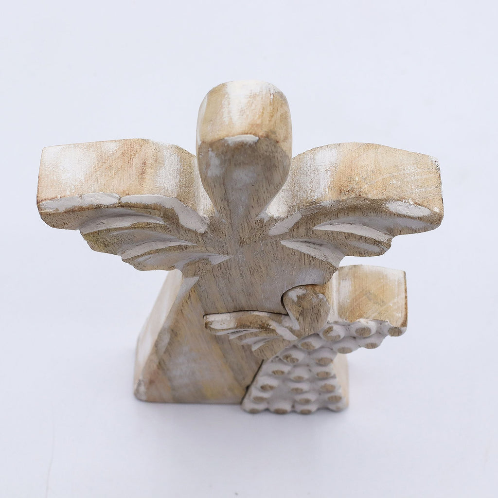 Ángel de madera de mango en Ángel - lavado blanco