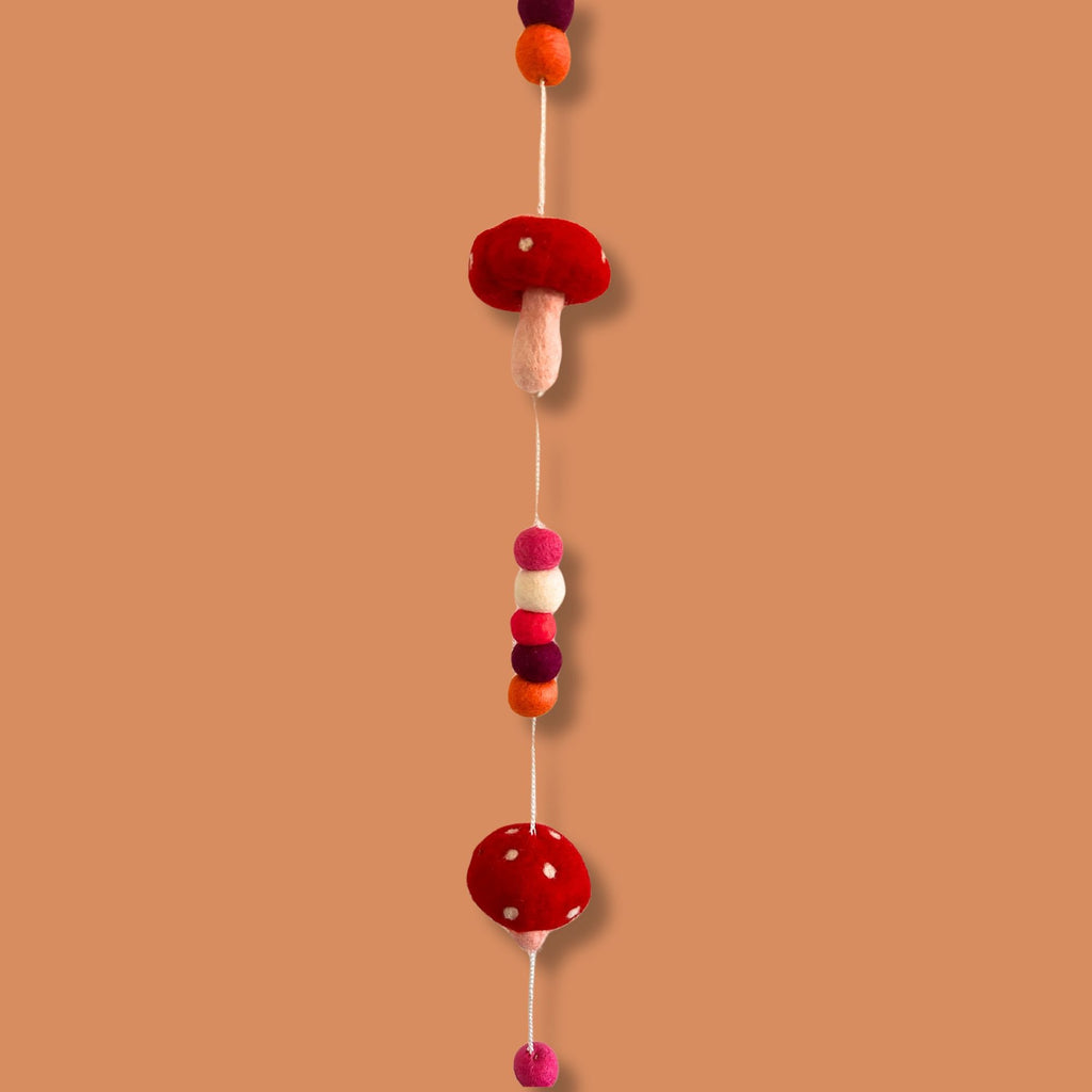 Colgante de Pared de Fieltro - Hongos de Sombrero Rojo
