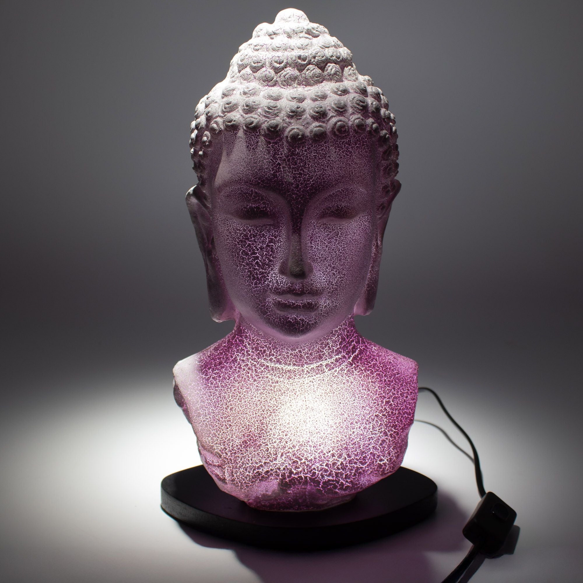 Lámpara con busto de Buda, acabado lavanda craquelado - soporte oval