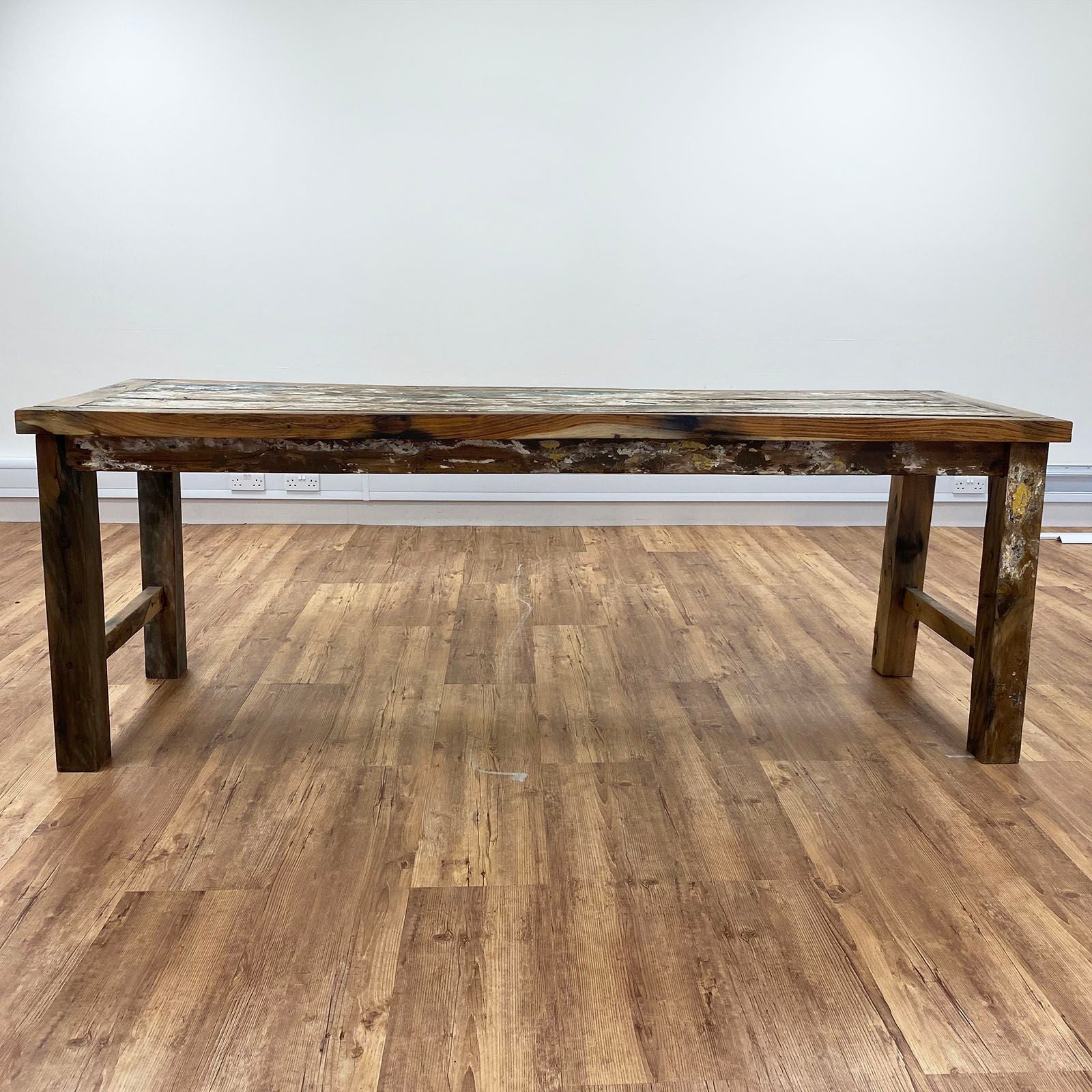 Mesa de comedor / exhibición de madera de teca reciclada 1.8m