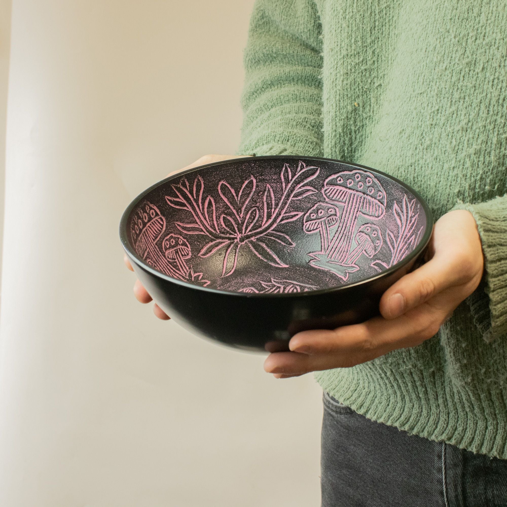 Cuenco tibetano de aluminio - Hongo Mágico - Rosa (20 cm)
