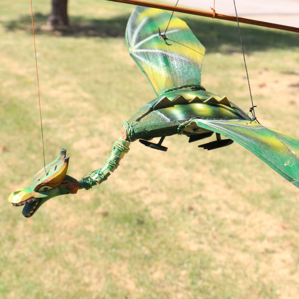 Dragón Volador Verde 37cm