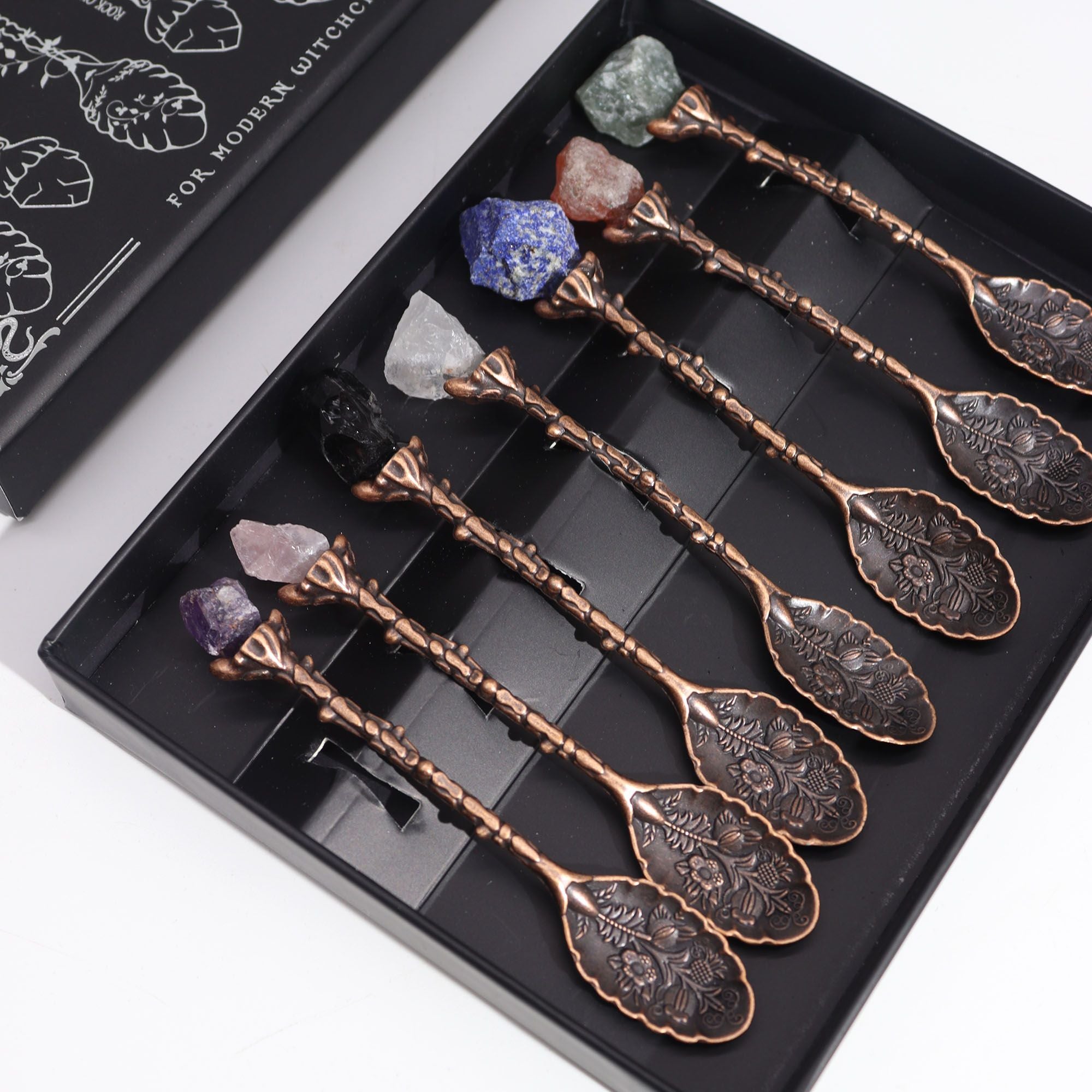 Set de 7 Cucharas de Bruja de Cristal con Piedra Preciosa de Bronce