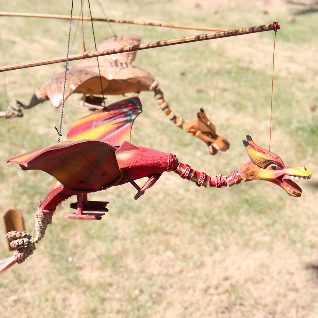 Dragón Volador Rojo 37cm