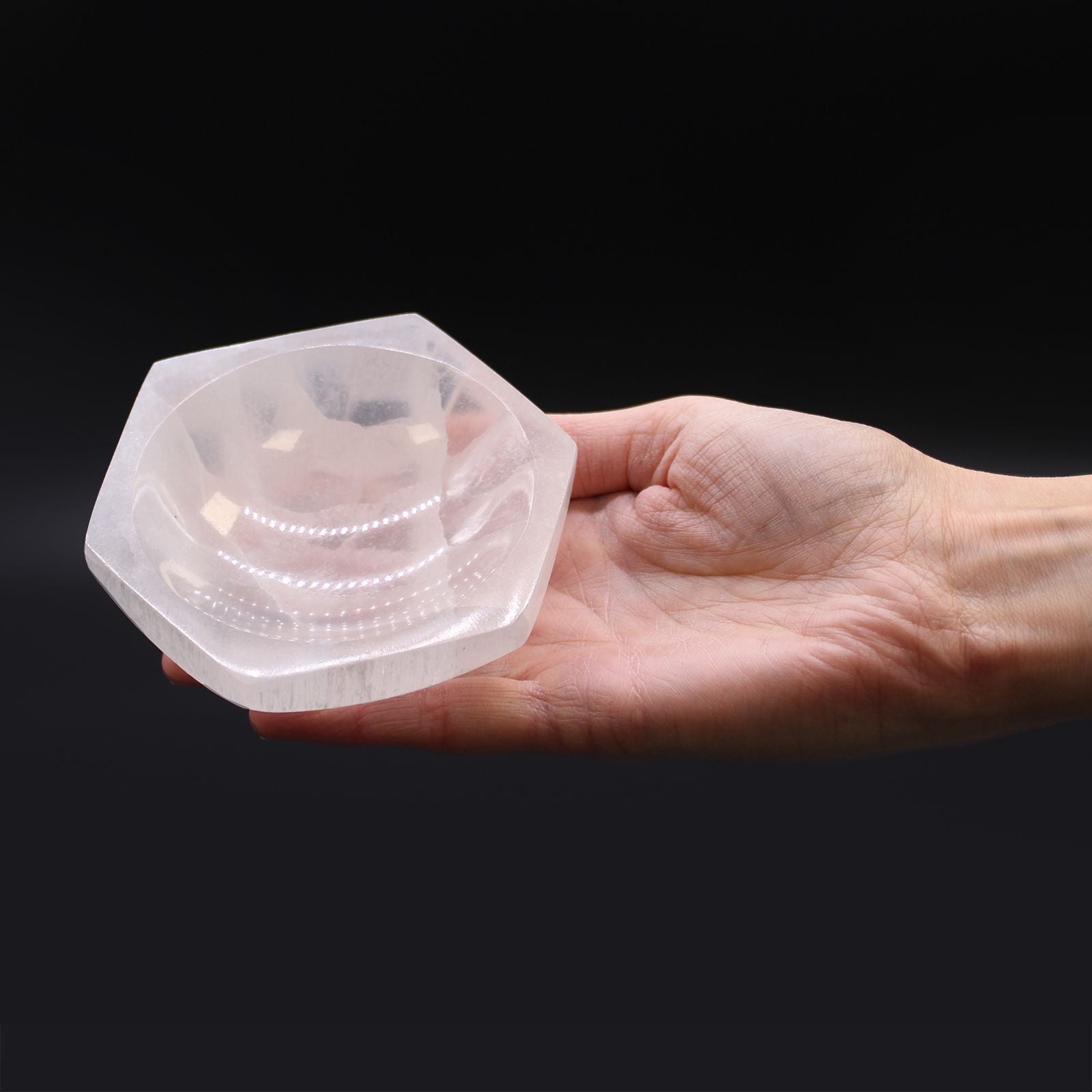 Cuenco hexagonal de selenita - 10cm