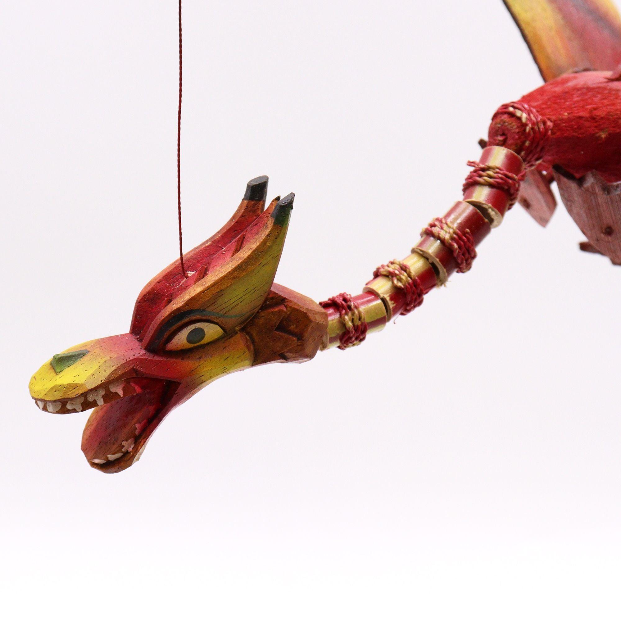 Dragón Volador Rojo 37cm