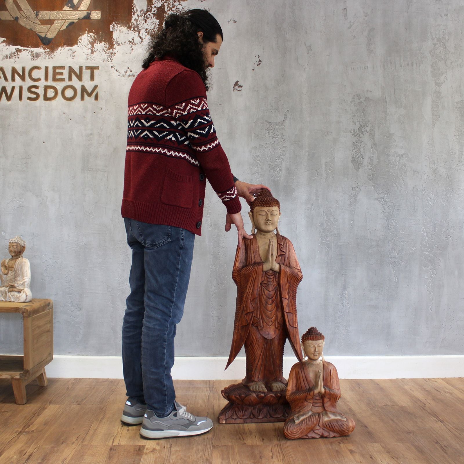 Estatua de Buda en pie - 1 m Bienvenida