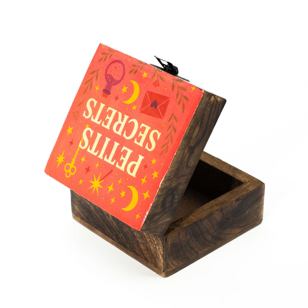 Pequeña caja esmaltada - Secretos Pequeños