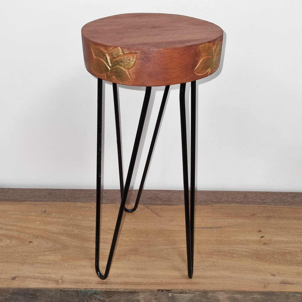 Soporte para plantas de madera de Albasia - Terracota y detalle negro