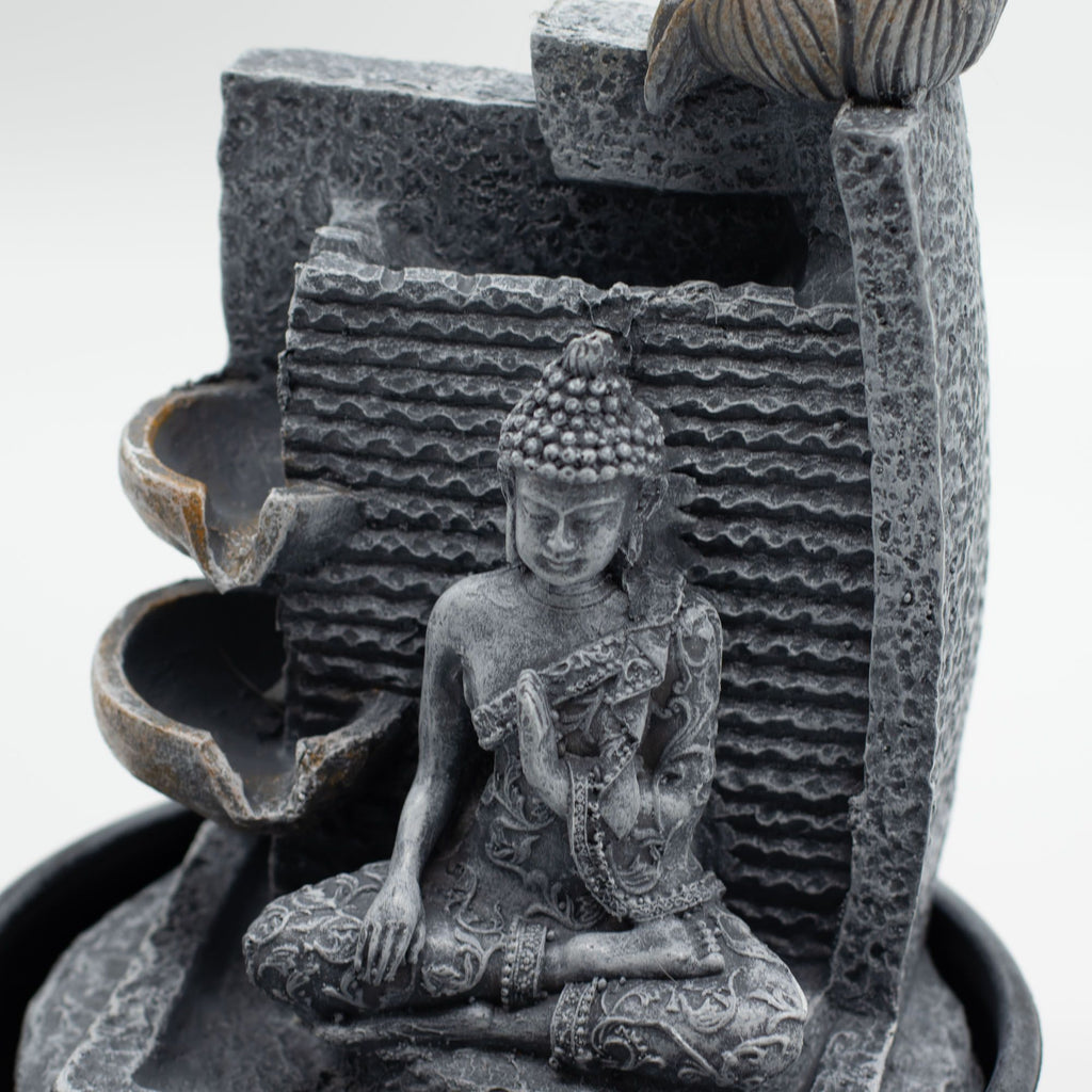 Fuente de agua de mesa - 19x19x28cm - Buda, macetas en cascada con flor de loto