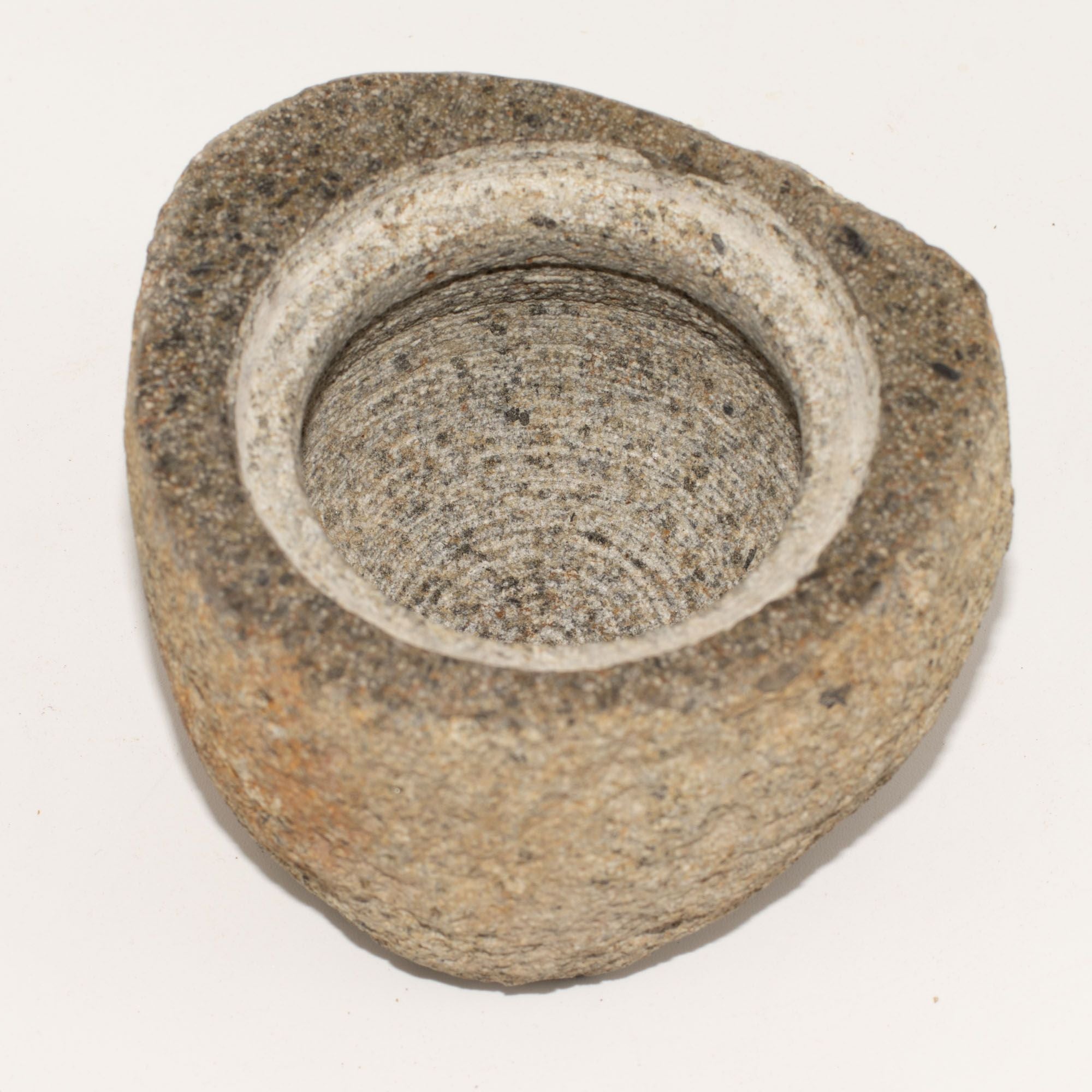 Maceta de enraizamiento con piedra de río natural - Mediano (aprox 12x8 cm)