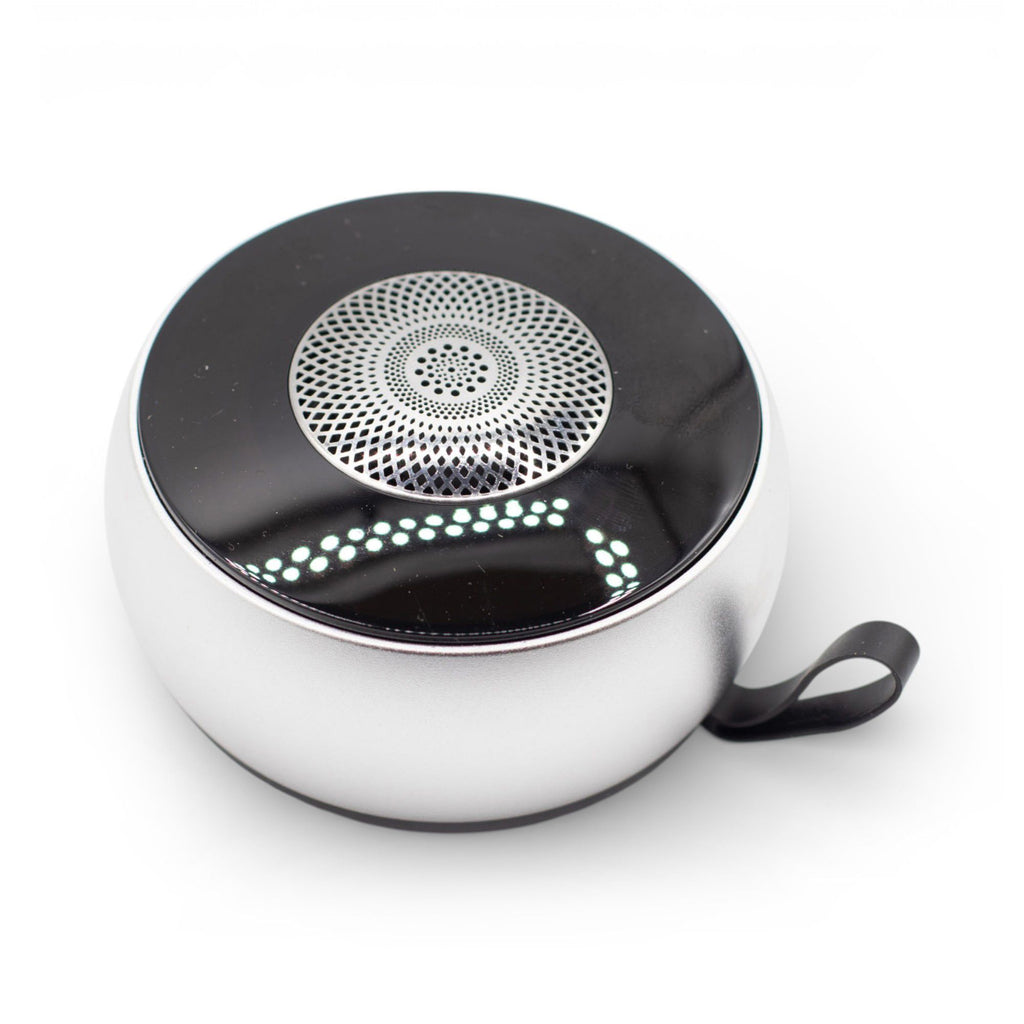 Altavoz mini plateado con efecto de iluminación Mandela