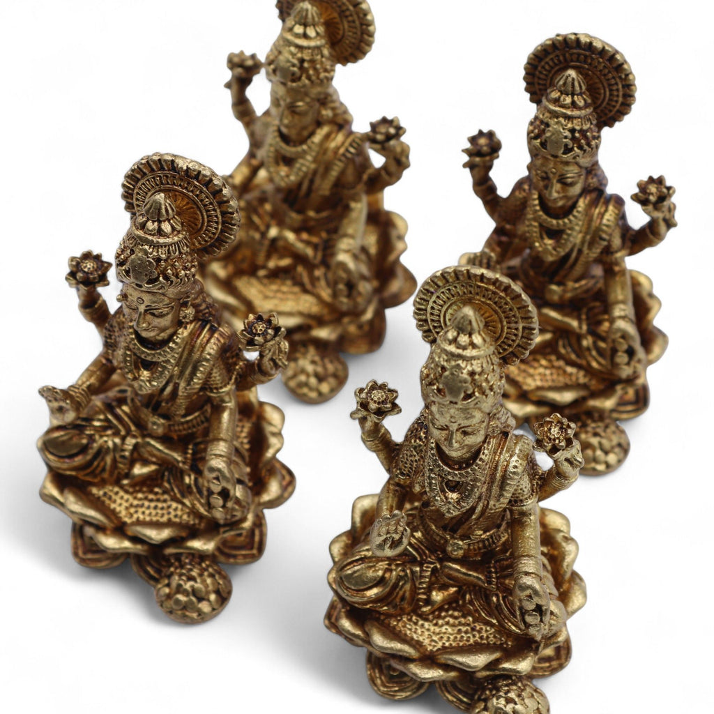 Dioses en miniatura de latón - Laxmi (52 g) - 49 mm